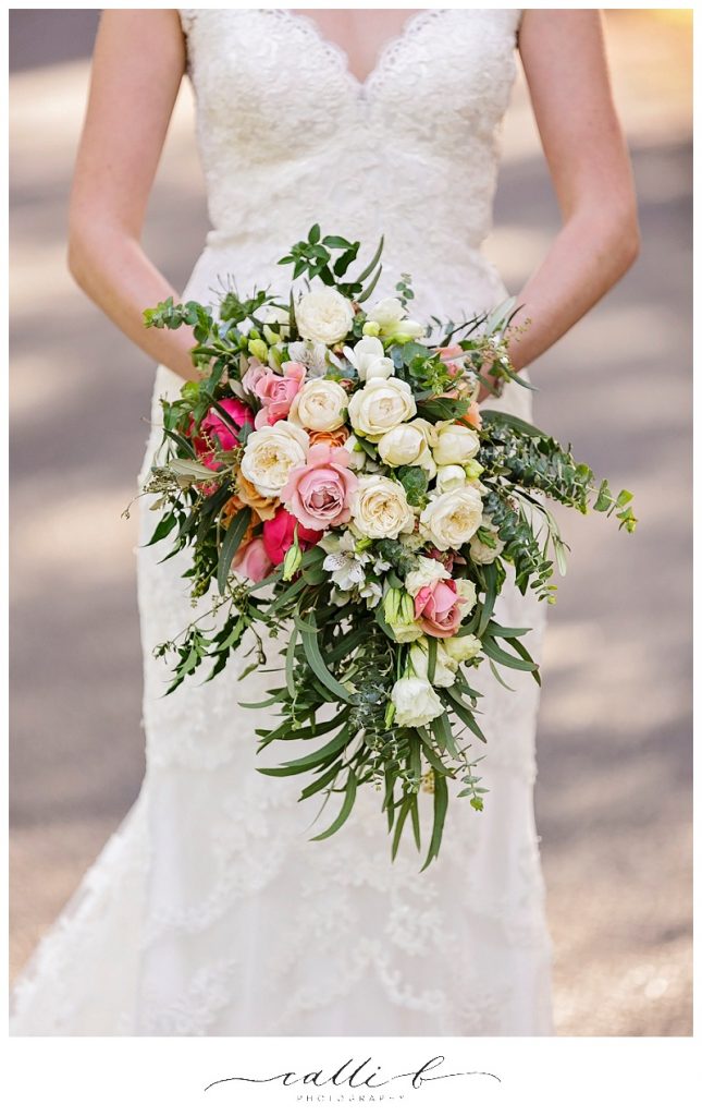 Rustic gardenesque wedding bouquet featuring roses